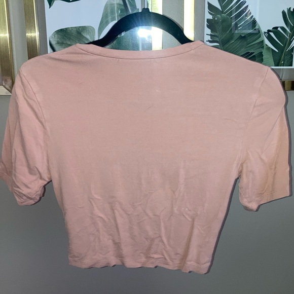 Light Pink H&M Crop Top Size Small Fitted - Picture 2 of 3